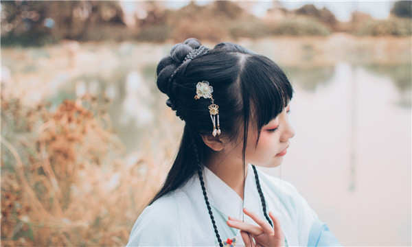乌拉特前试管助孕生子多少钱？了解真实费用让你更安心